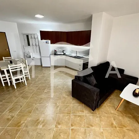Beachfront Haven 654 شقة *